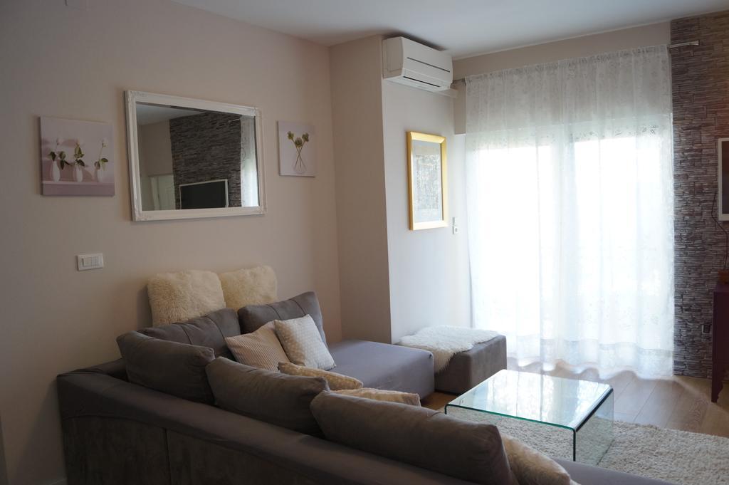 Apartments Mario With Private Parking Makarska Luaran gambar