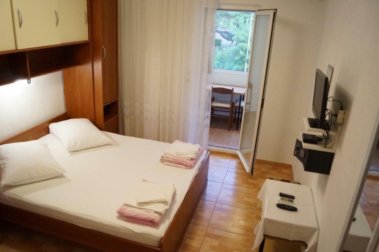 Apartments Mario With Private Parking Makarska Luaran gambar