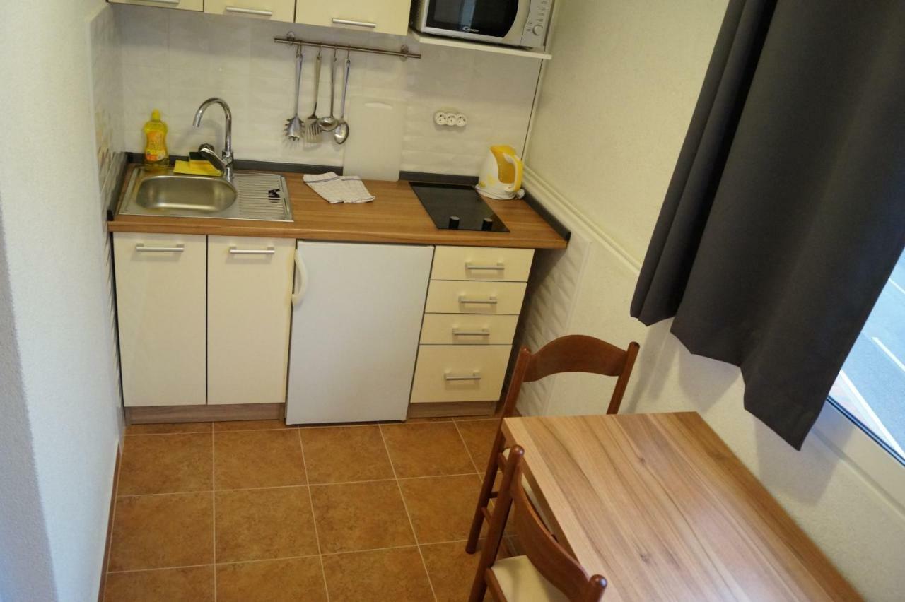 Apartments Mario With Private Parking Makarska Luaran gambar